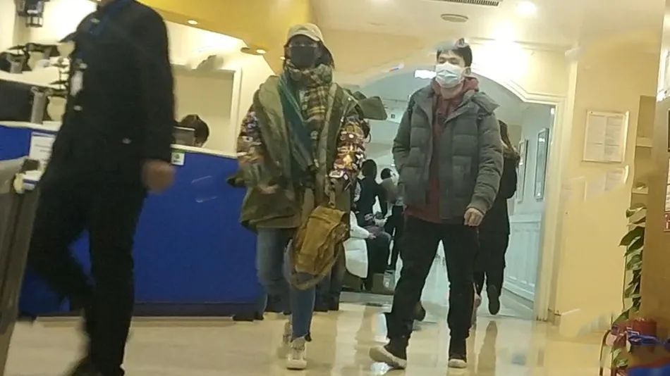 ż̿鱻ǣƽӣŮǰװٺŶǰ