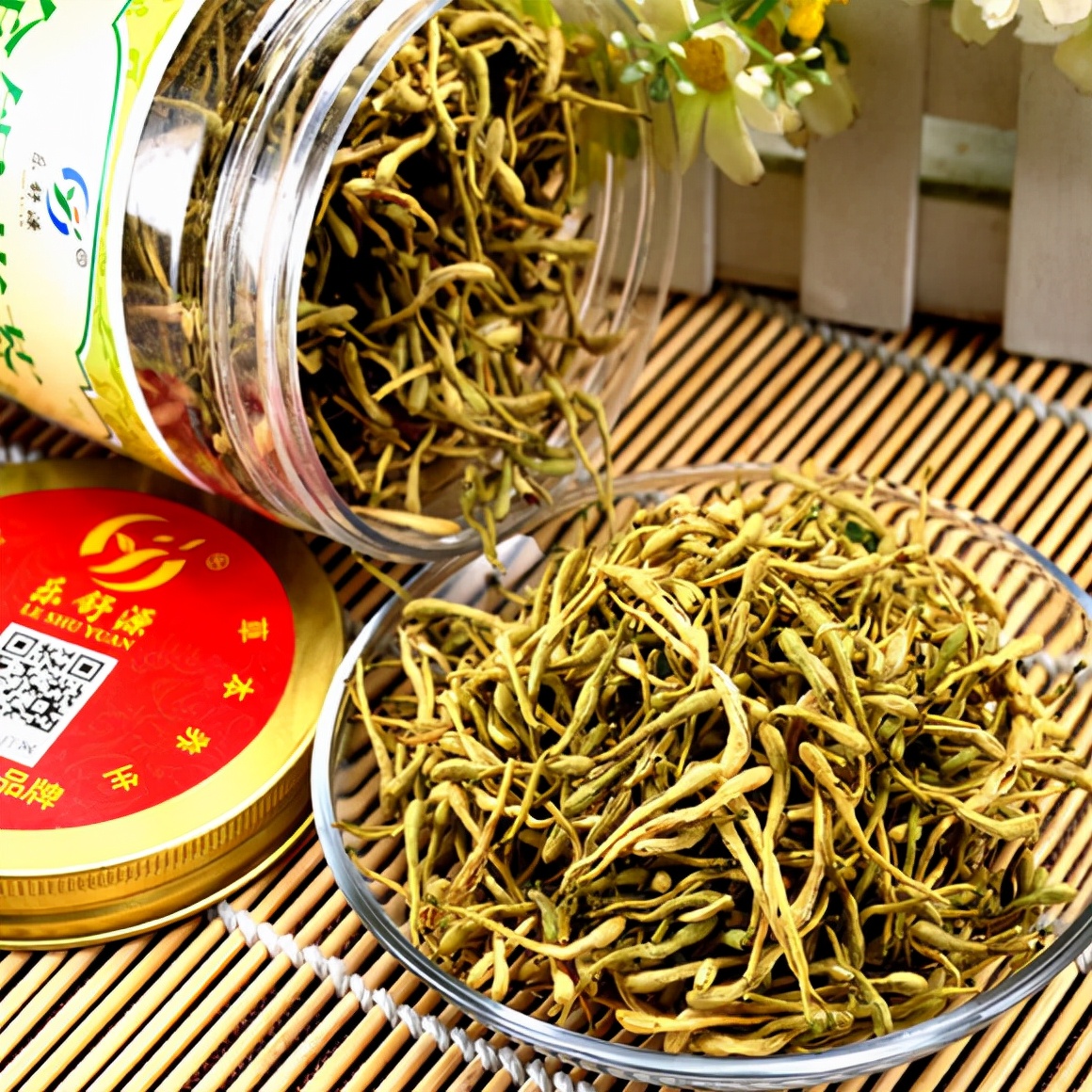 家里养金银花，有金有银“有钱花”，摘花泡茶，养人旺家
