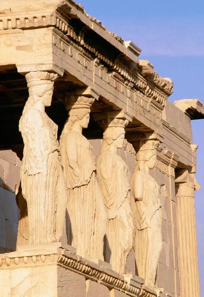 古希腊的大量建筑中,如雅典卫城的雅典娜胜利女神庙和伊瑞克提翁神庙