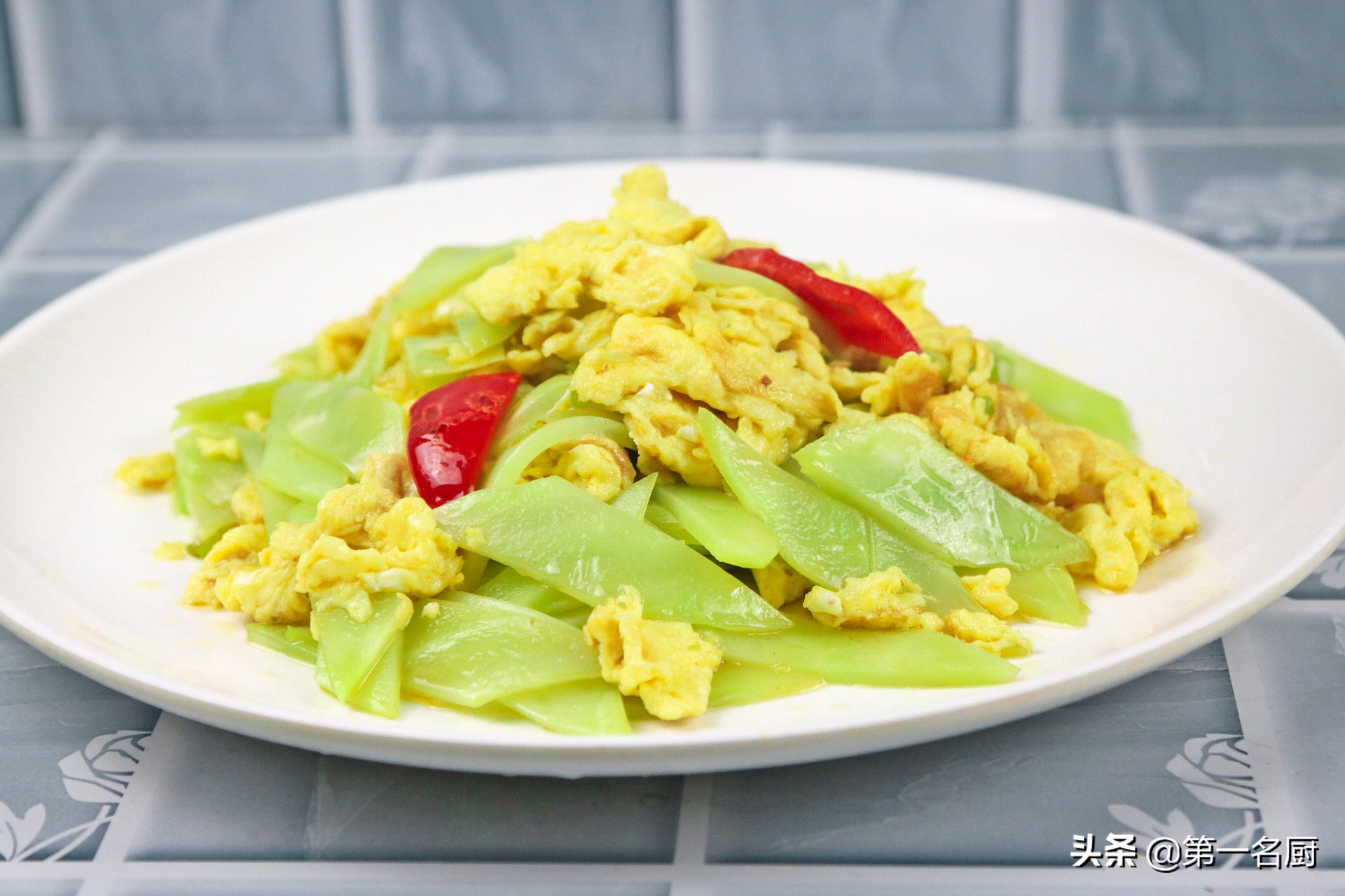 春天干燥易上火，建议多吃6种降火食物，做法简单又营养，真好吃