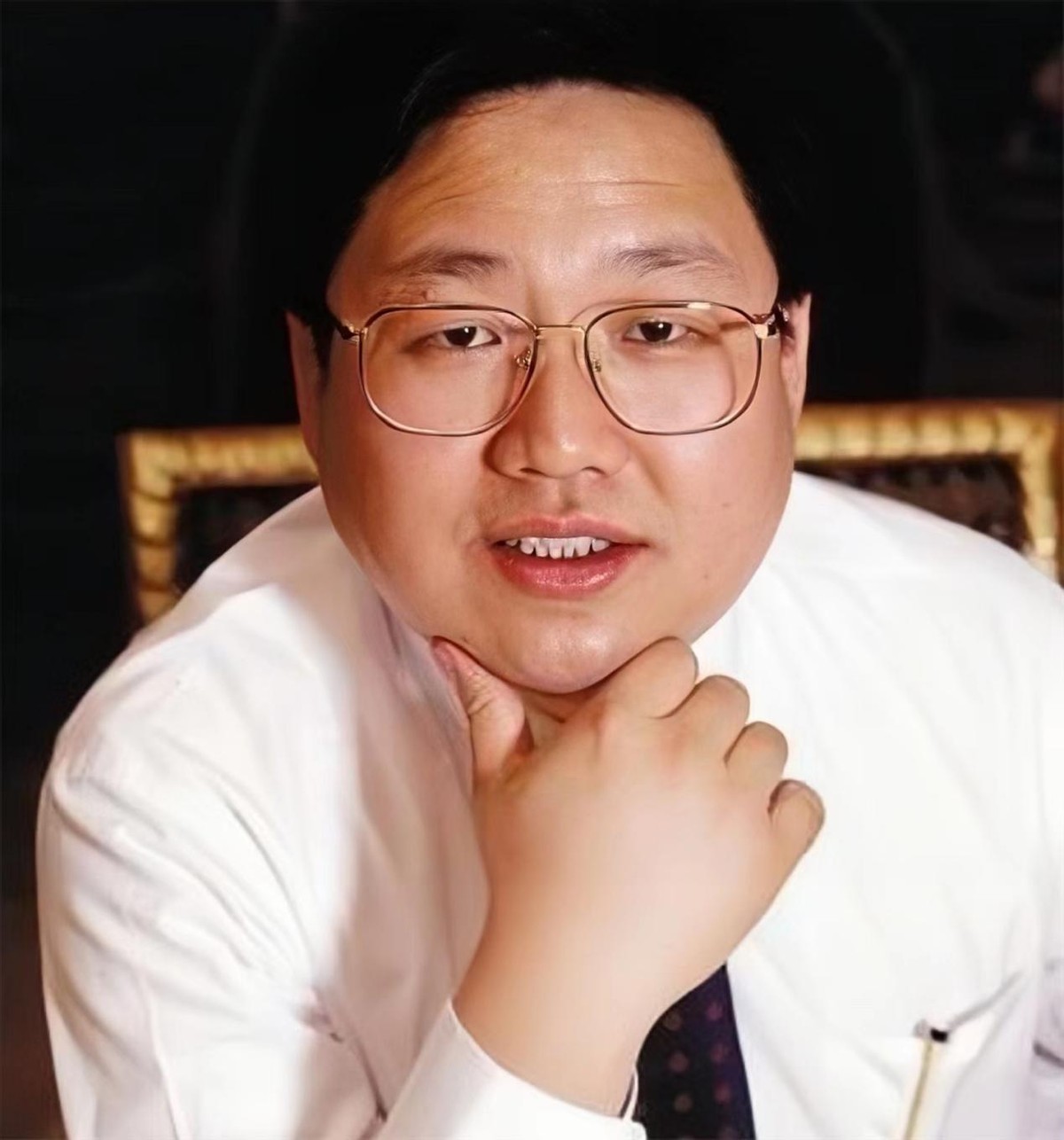 大连实德集团徐明(徐明病逝7年了,遗孀田海蓉的痴爱令人泪目)