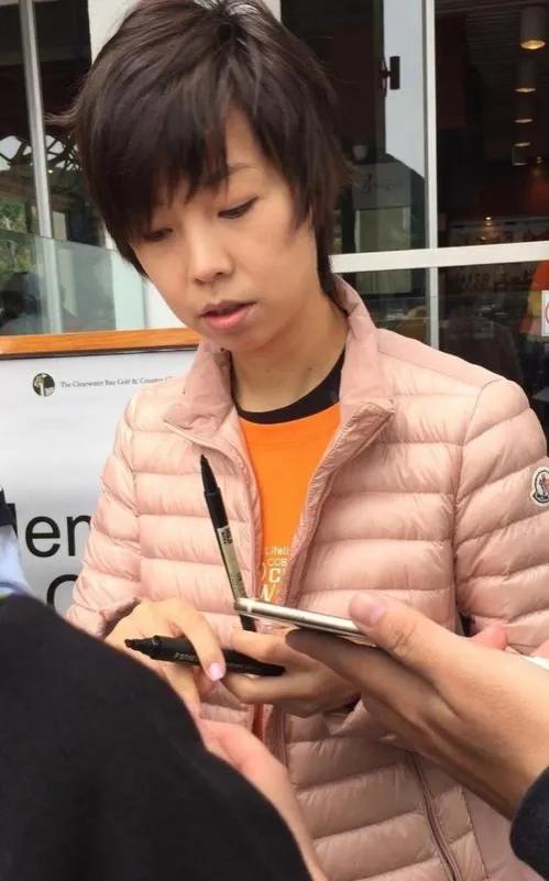 乒乓名將張怡寧老公（13年后再看張怡寧徐威大20歲的盛世婚禮，一兒一女是最好的回應）