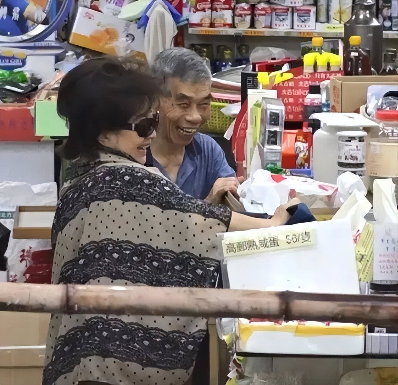 娱乐圈残酷真相：当20年演员买不起一套房，明星难逃房奴的命运