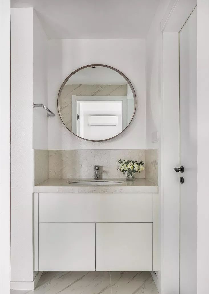 108㎡现代简约三居，卧室背景墙还能这样设计