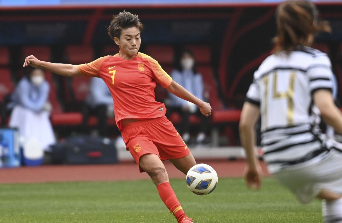 在哪可以看中国女足今天的比赛（CCTV5直播中国女足vs日本：两队争夺东亚杯冠军 王霜有望首发）