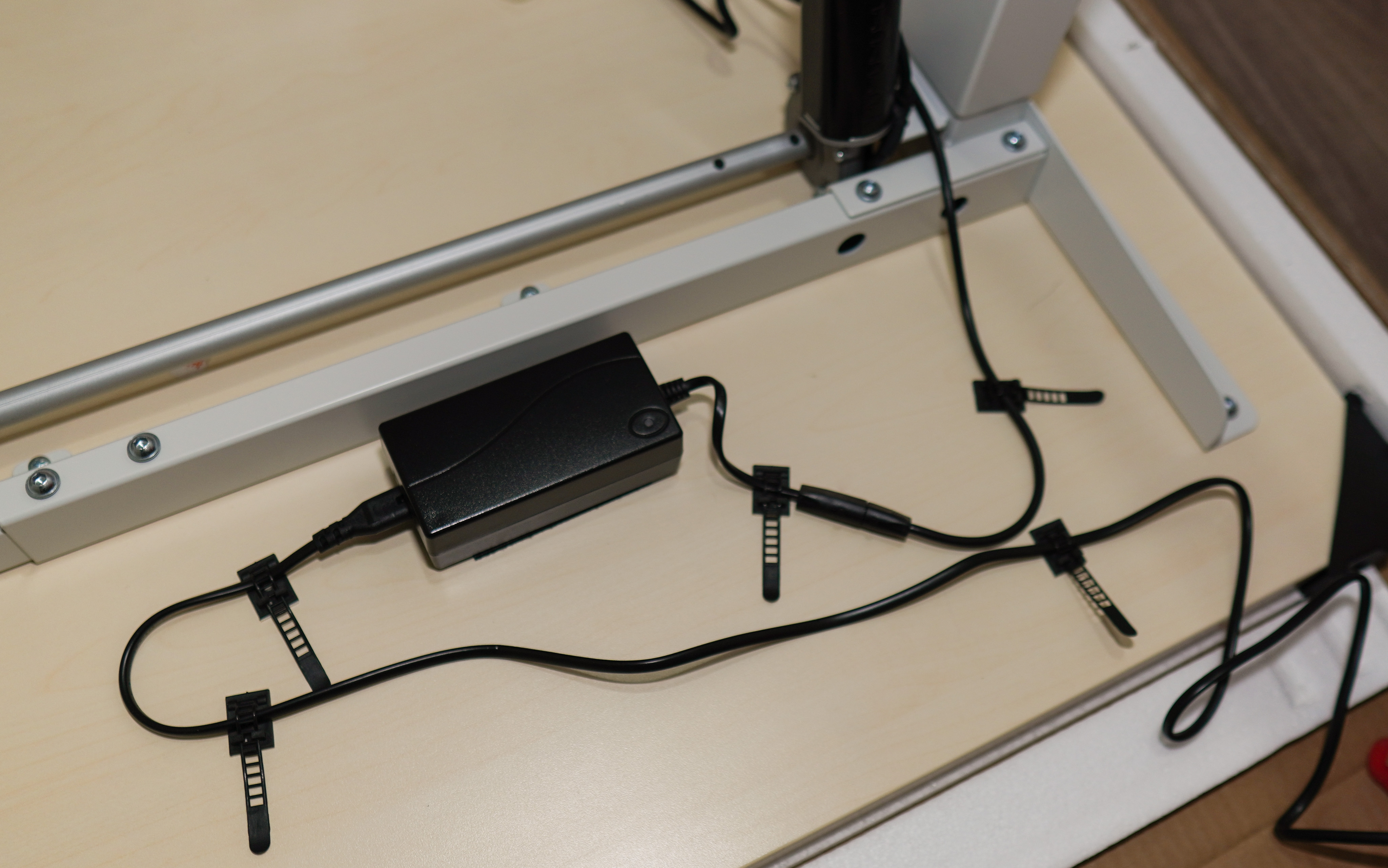 在家网课教学的临时办公桌面