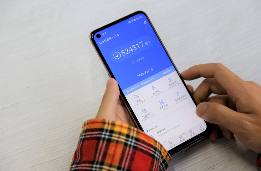 2022适合学生党，从大学用到毕业的5款手机，至少流畅三五年​