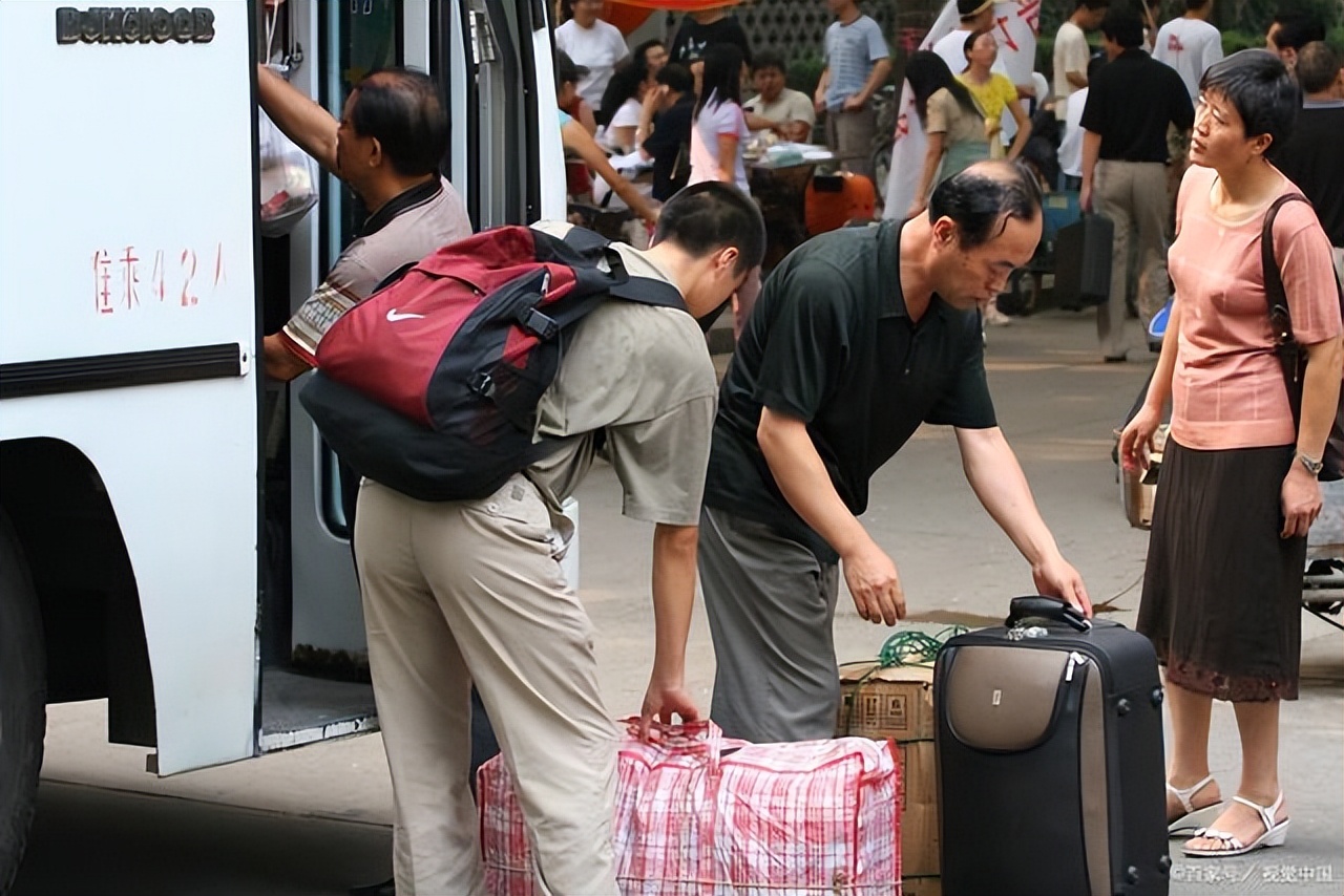 放假通知！2022全国多所大学暑假时间已确定，还有一个好消息