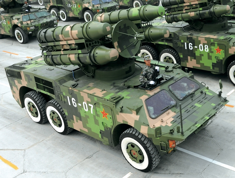 8000万美元买2套防空导弹,中国被法国套路,中国成功仿制还大卖