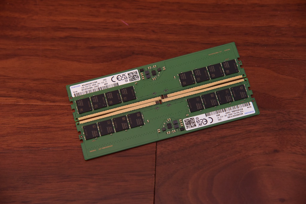 技嘉Z690小雕PRO好板，固态4片，内存6000MHz，12600K实战测试