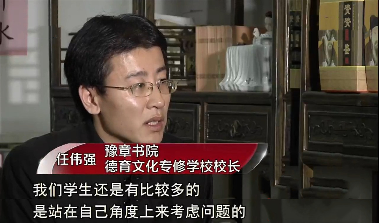 2016年16岁少年校内被逼自杀，真相揭露，阳光学校里为何阴云密布