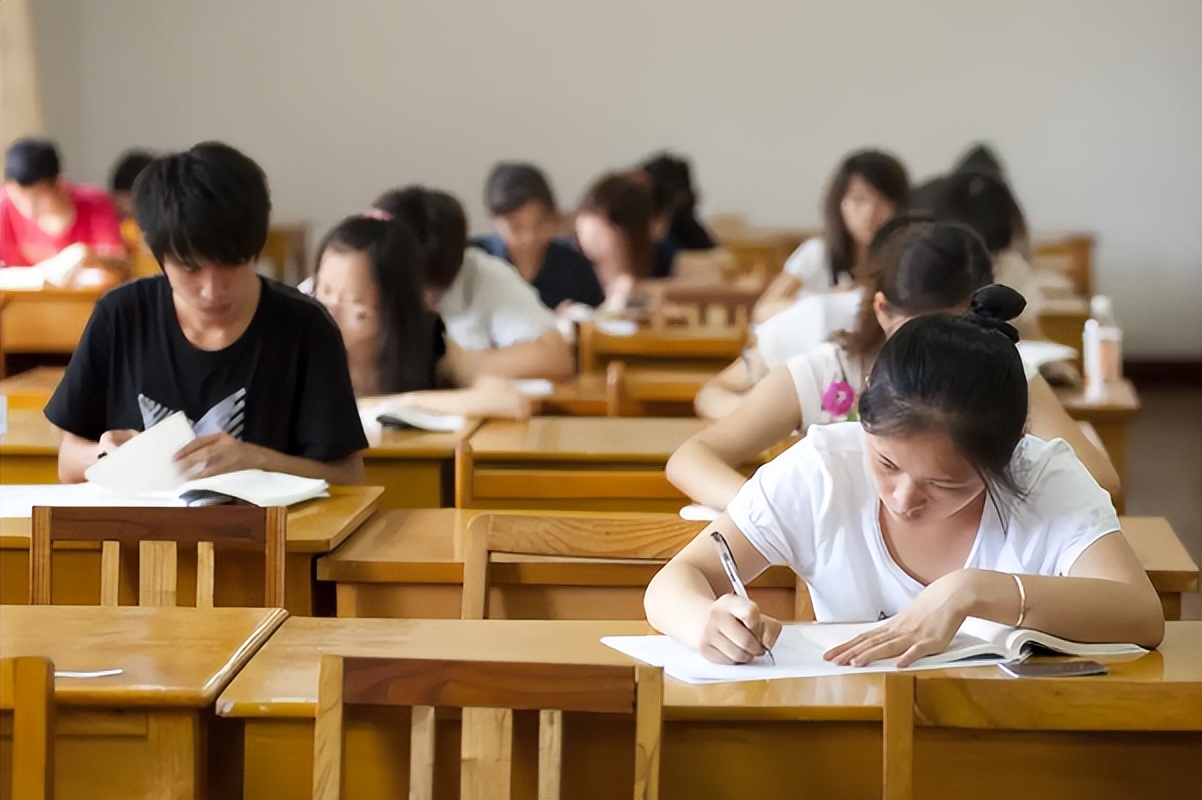 北工大一拟录取研究生，在网上发表不当言论，公示期内被频频举报