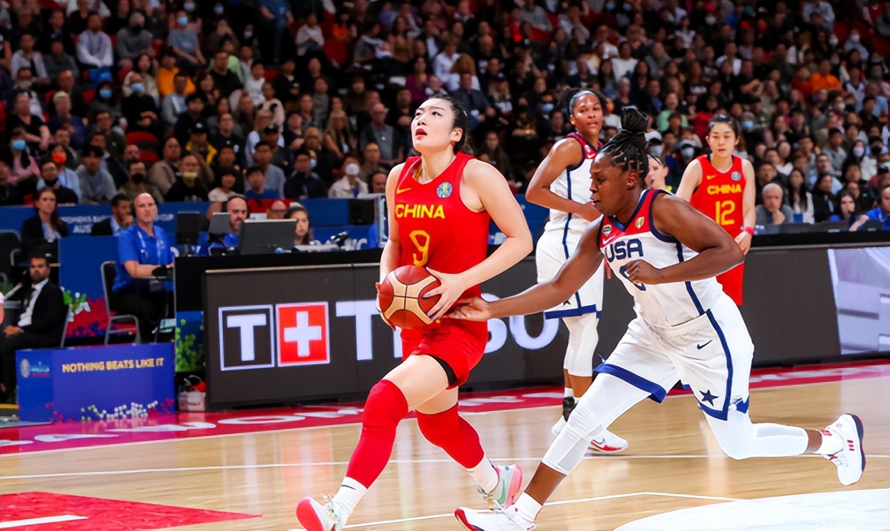 美国梦十四队(砍全场最高21分！全能勒布朗-梦对飙美国众星 下一站WNBA？)