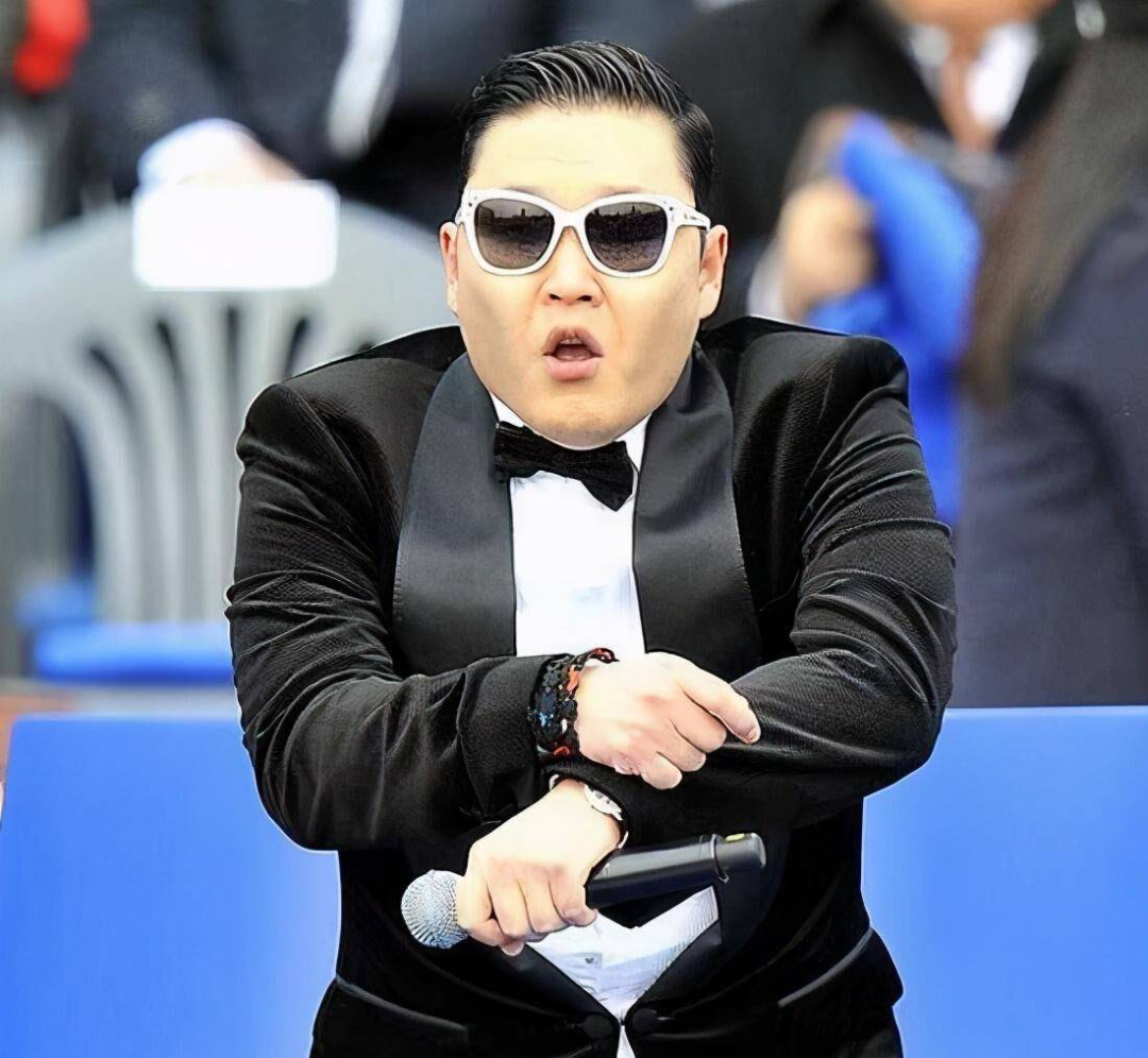 里,他还发行了一些专辑,只有屈指可数的几首歌有点动荡:《daddy》《i