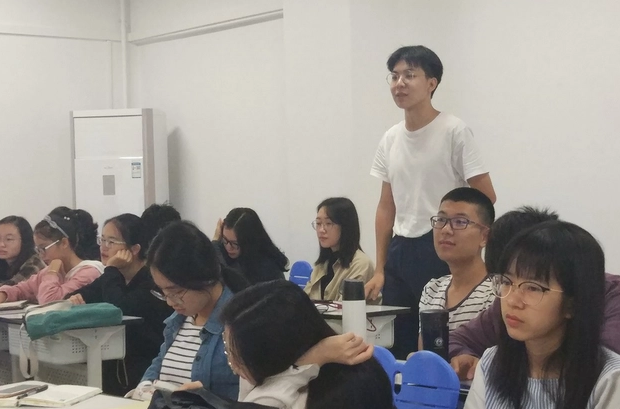 南方上大学和北方上大学的区别，3张图完美诠释，过来人深表认可