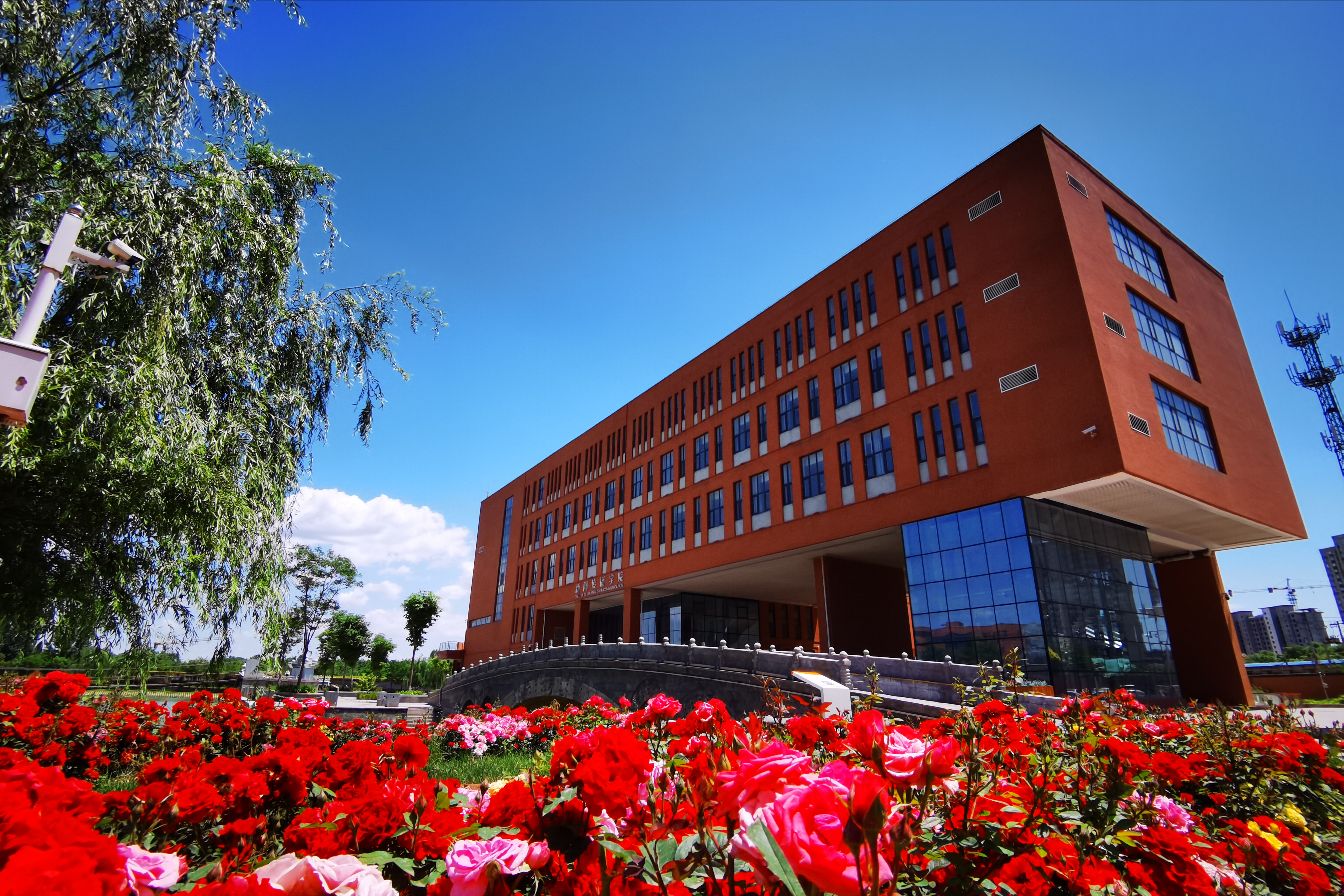 河北传媒学院录取需要多少分？解读2022年艺术类专业招生考试