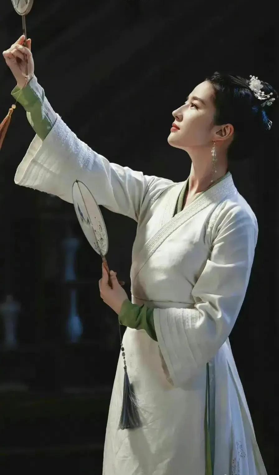 刘亦菲：领衔最美古典舞的四大女主