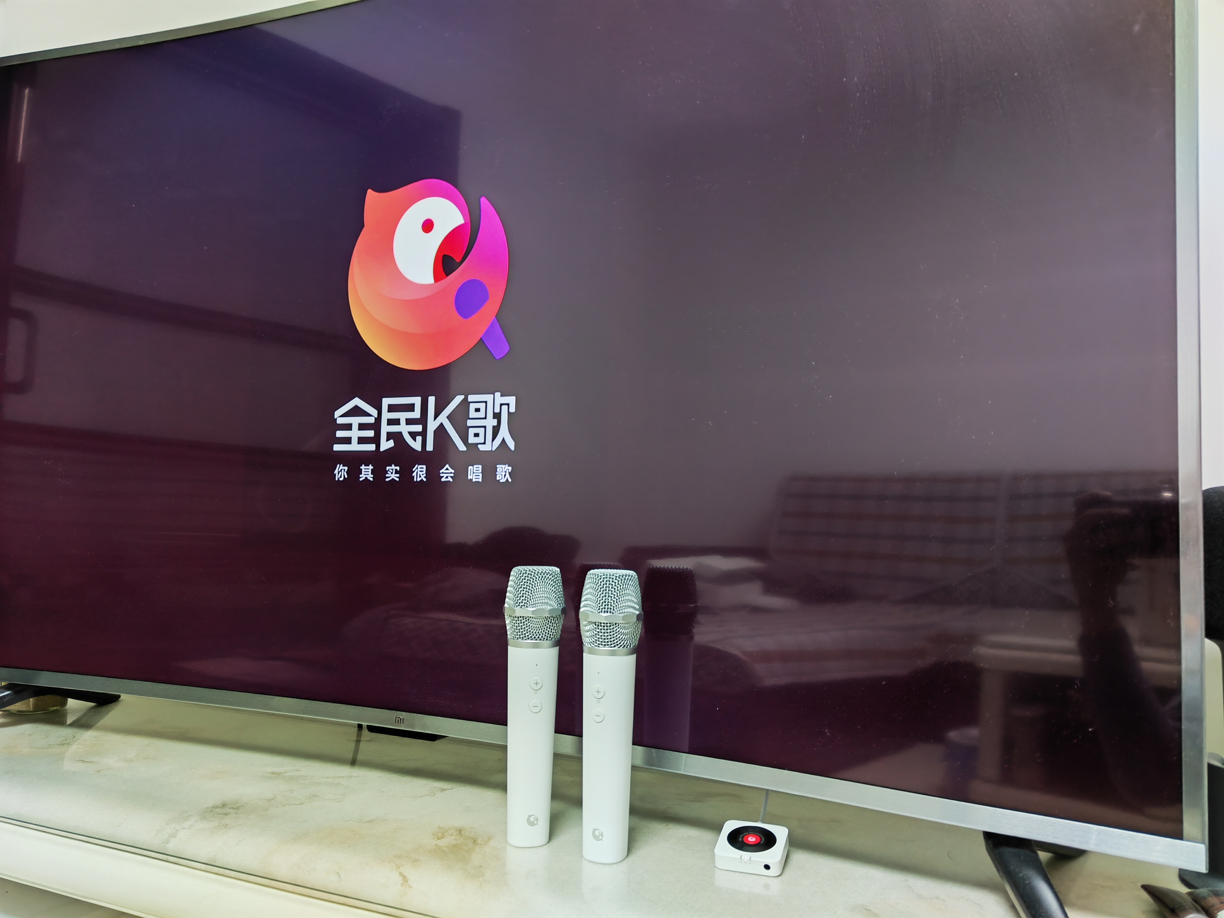 全民K歌独家麦克风 在家K歌更容易