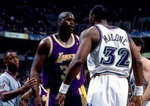 奧尼爾為什么能打nba（“大鯊魚”奧尼爾-為什么是史上最強中鋒，卻算不上最偉大？）