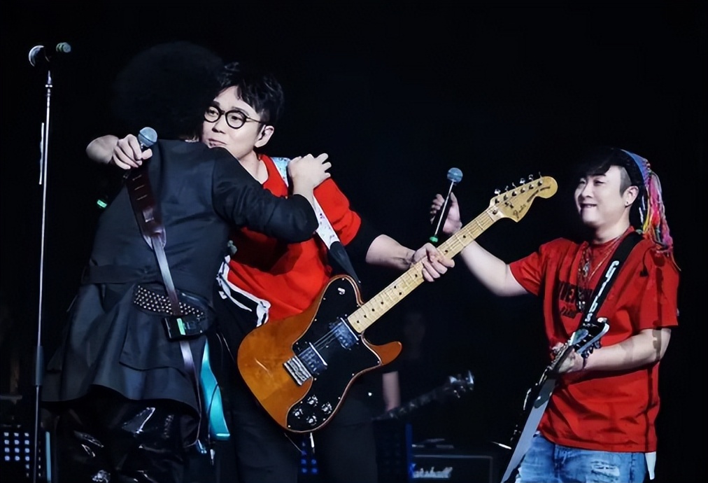 歌比人红的龙套小角色，喜剧天赋不输黄渤，却天妒英才遗憾早逝