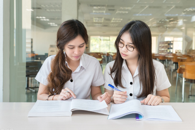 “用钱堆出来”的民办本科，一直饱受诟病，却为何一直不被取缔？