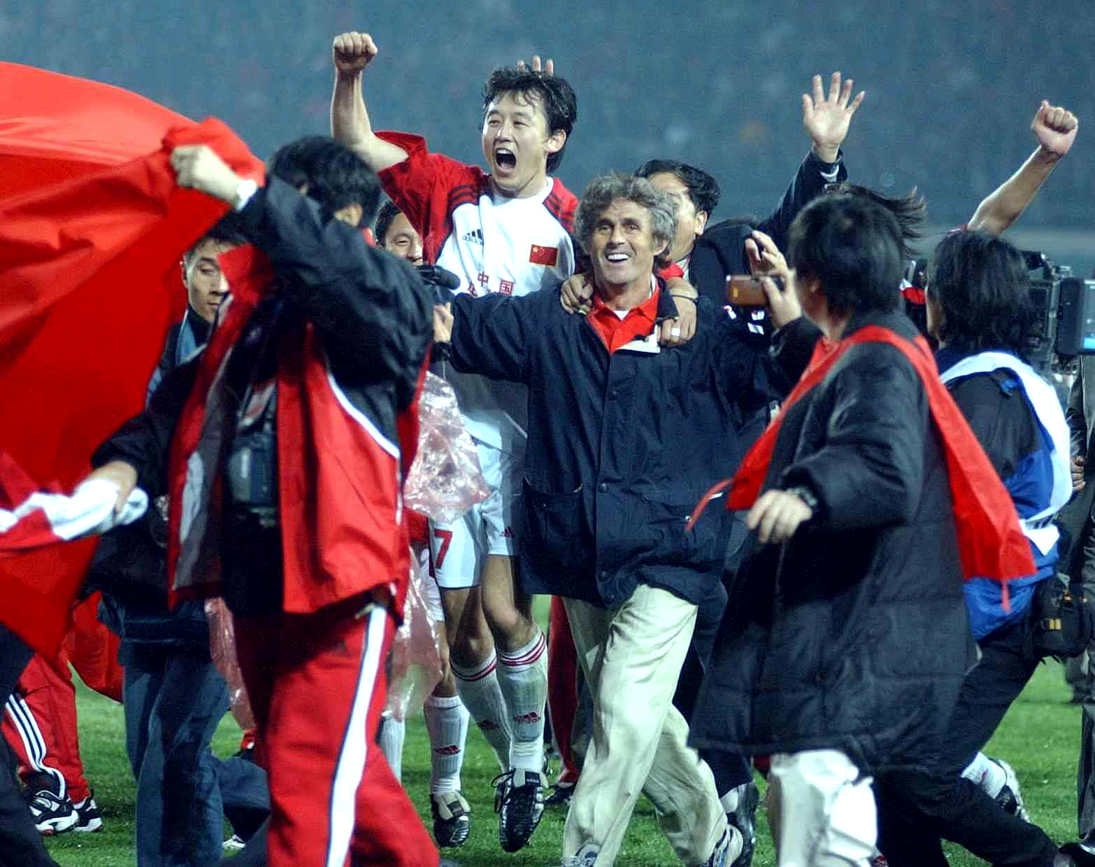 健力宝足球队(中国足球世界杯往事：连败三场一球未进竟然是20年来最高光时刻
