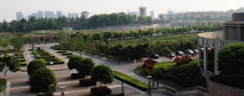 重庆电子工程职业学院：毕业生43%选择升学，就业落实率达98%以上