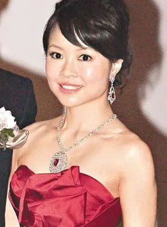 从卖黄金到千亿身家，周大福如何富过三代？