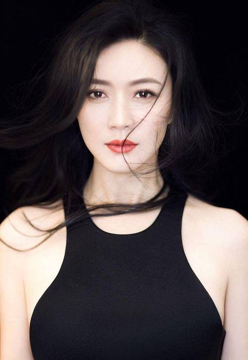 田海蓉主演的电视剧(田海蓉:丧母又丧夫,父亲瘫痪女儿年幼,凭一己之力