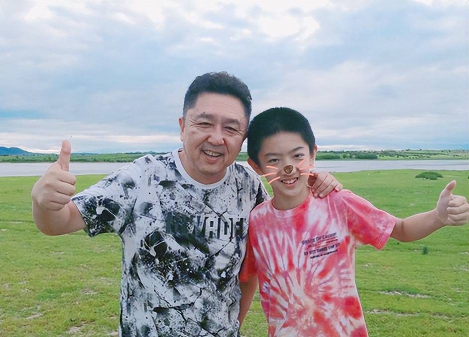 于谦:拒绝德云社2000万股份,最艰苦时靠小10岁娇妻养活