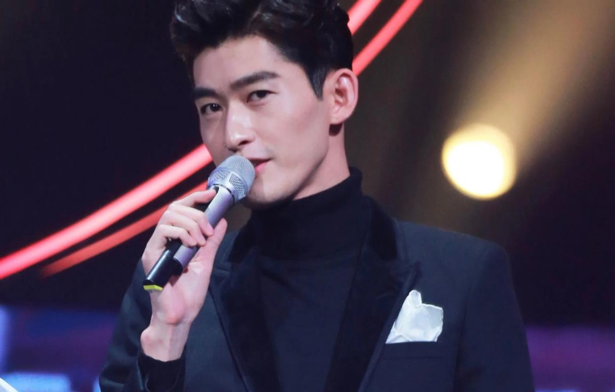 “一手遮天”张翰：从王思聪手里抢来战狼2，剧组里权利比导演大