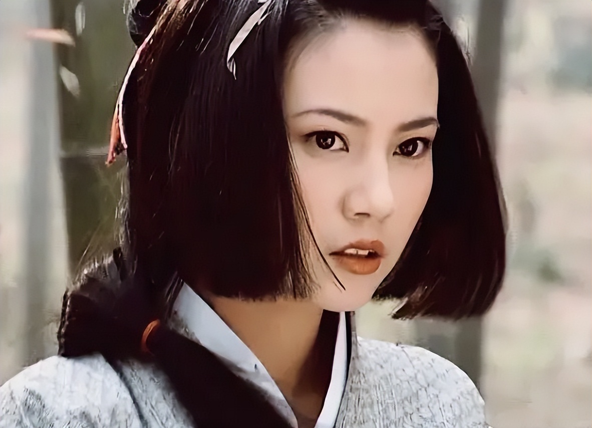 《天下第一》飘絮黑装白的人设那么带感，为啥人气这么低？