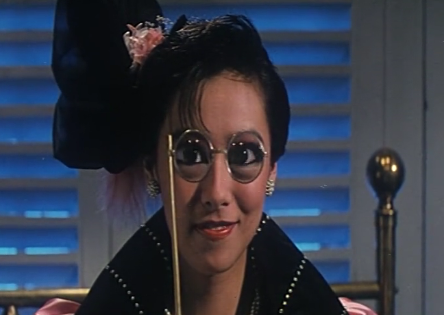 黄鹰弃文从影，找曹查理拍了部另类之作，成了一代人的童年噩梦