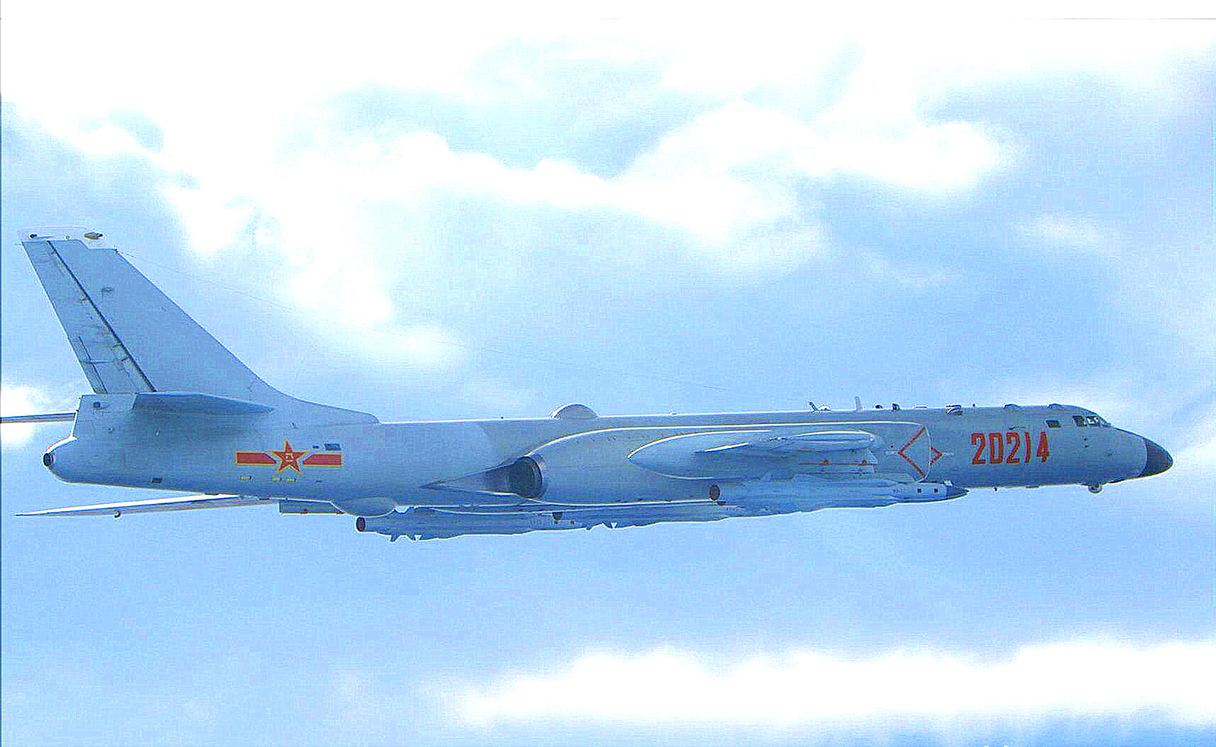 ����������Ӧ������ĸ��������������ֻ���ս�����ҹ�Խ��Խ����