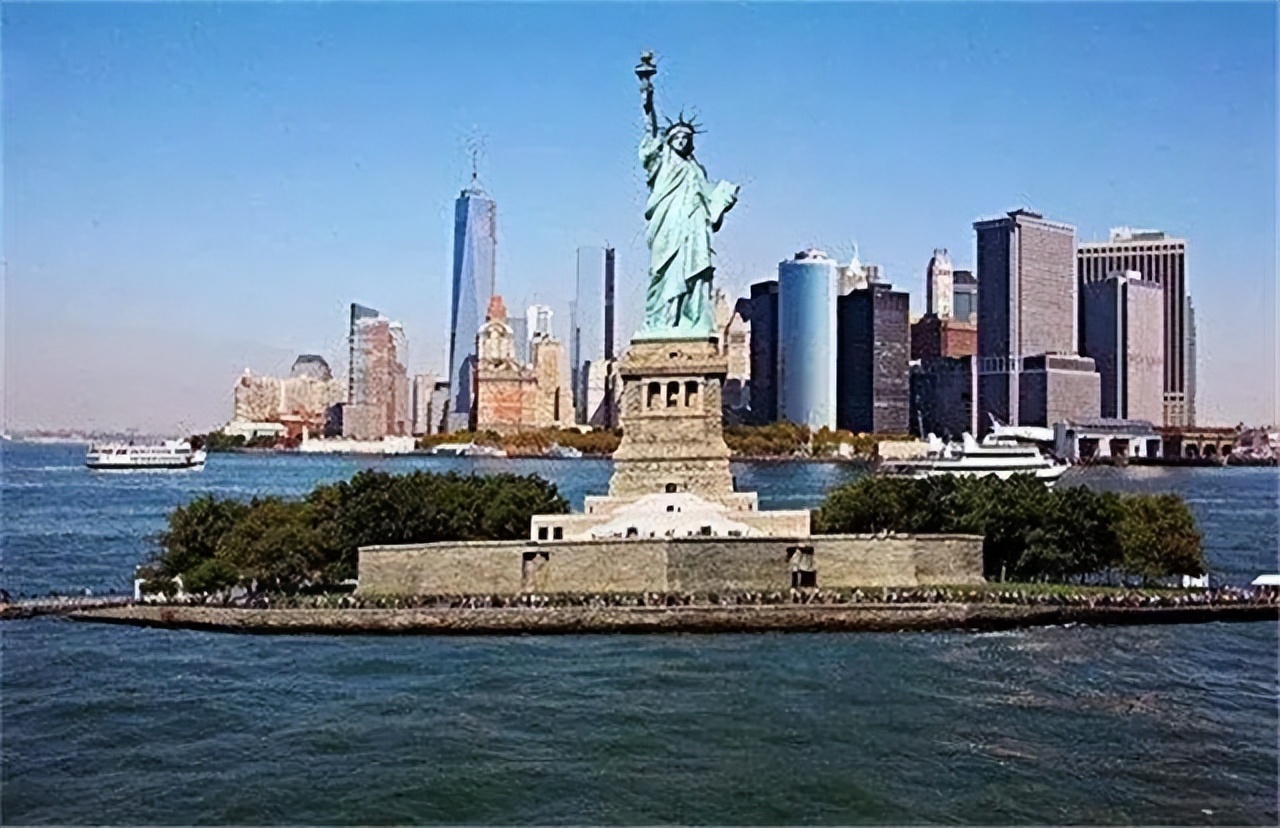 ����������ڿ���������һʯ����ȴ����Ȧ�ף��й������ðݵǵó�