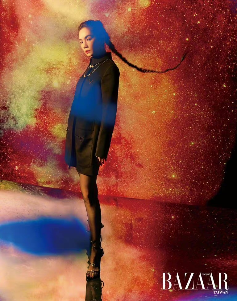 Ella陈嘉桦最新造型 气场全开