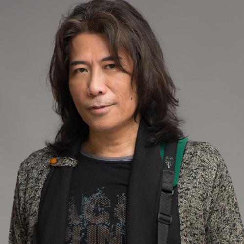 70岁陈近南定居广东小县城!胡子花白显苍老,小33岁女友陪伴左右
