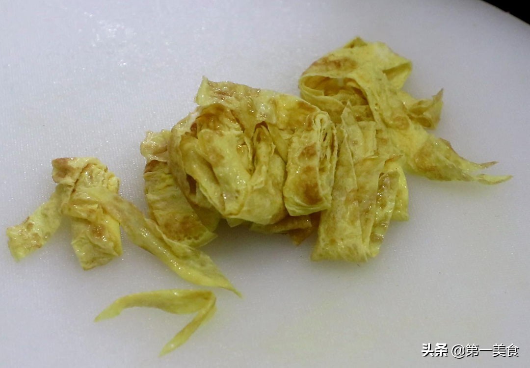 菠菜怎么做好吃家常菜（分享6种不同菠菜做法鲜香美味）