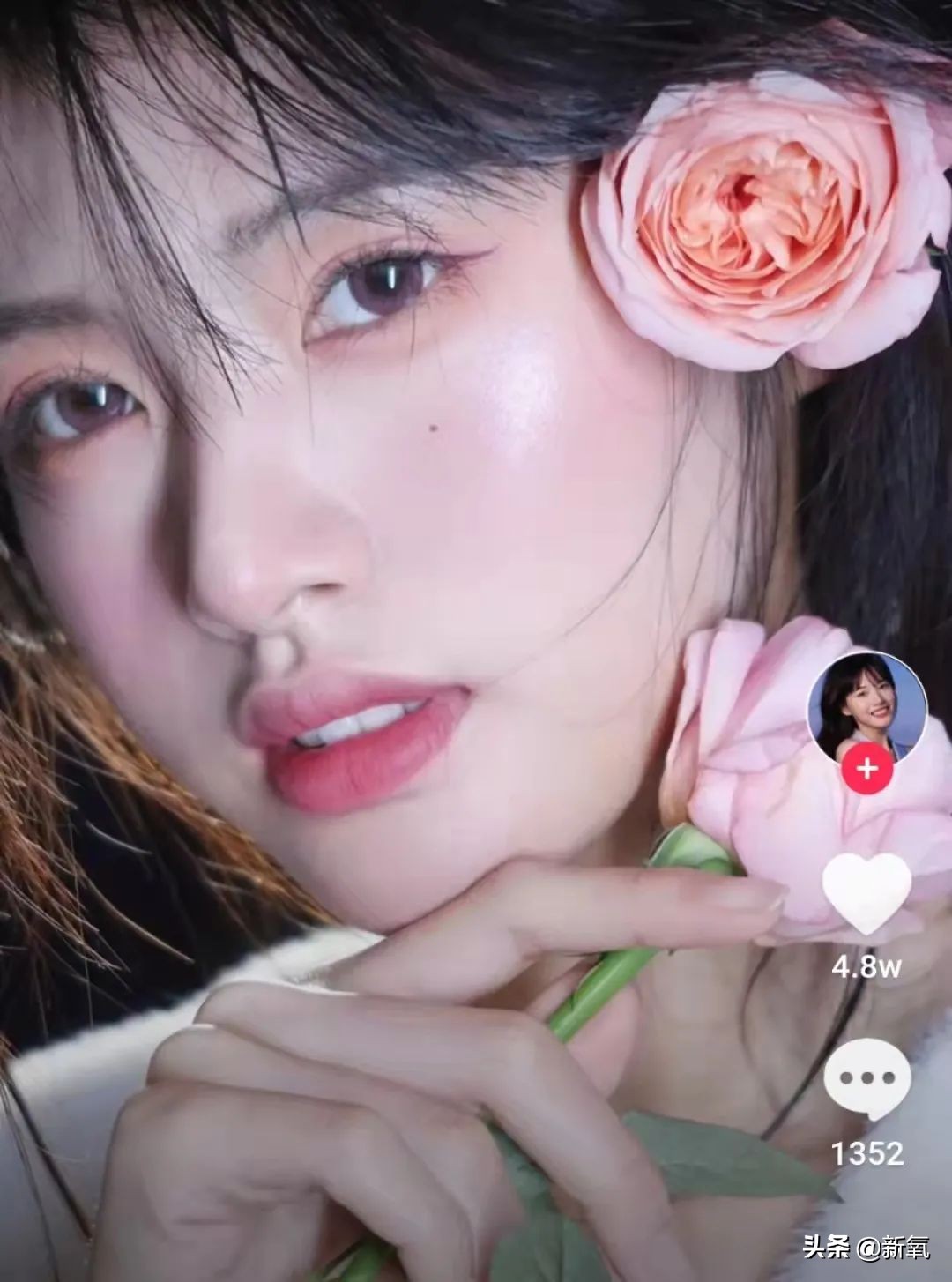 网红圈也出了个淡颜系美女！旧天台随便一拍她就火了？