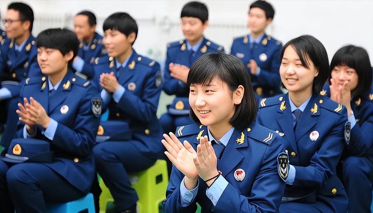 2022年大学毕业生“直招军士”，这些“干货”都有必要了解