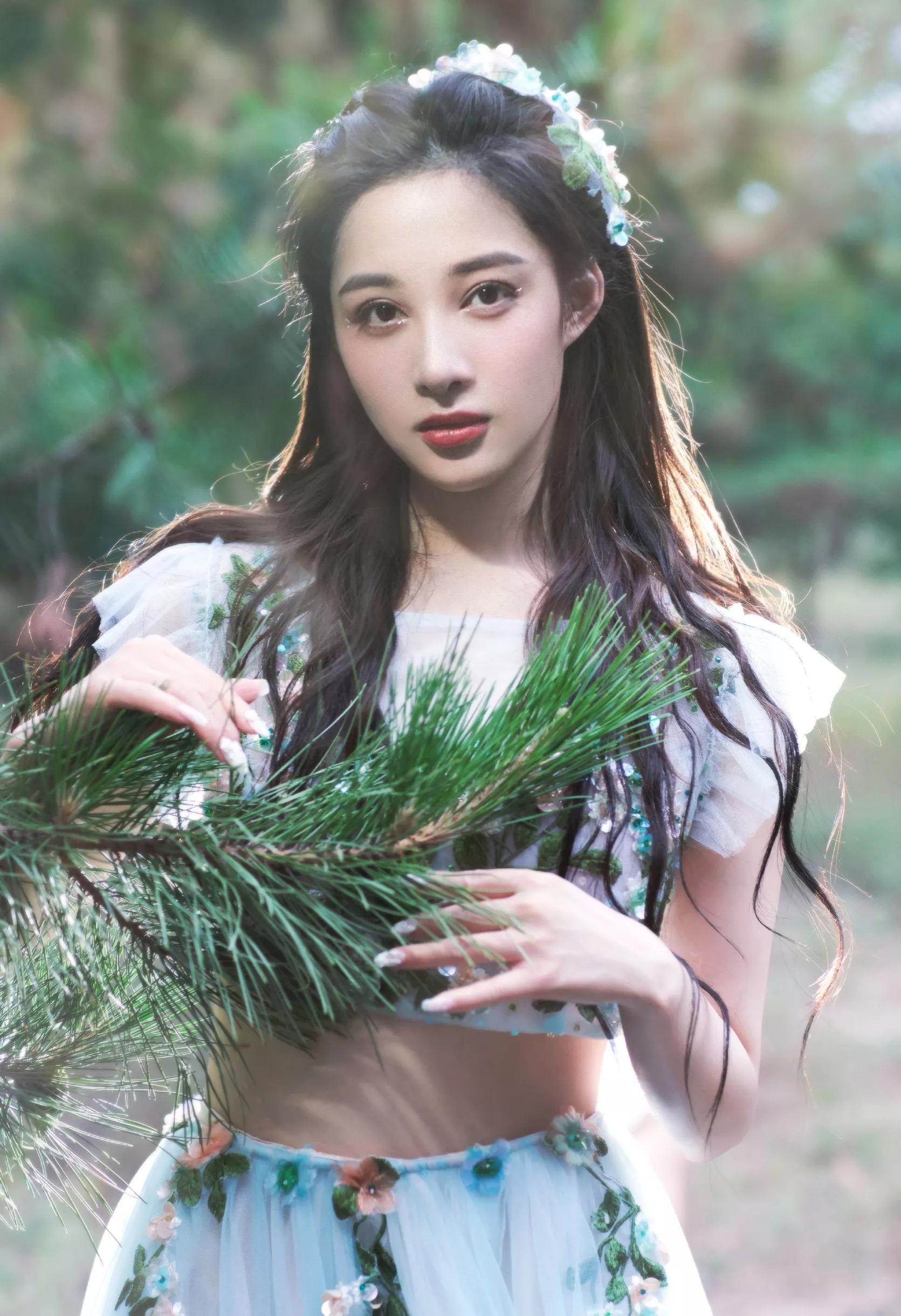 手机大片，女星孙嘉璐、迪丽热巴和刘亦菲