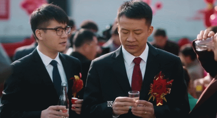 给《幸福到万家》演员排座次：赵丽颖第2，刘威第1实至名归