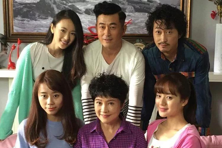 重组家庭电视剧演员表(今晚开播！王志飞携32集家庭剧来袭，搭档童瑶，全员实力派)