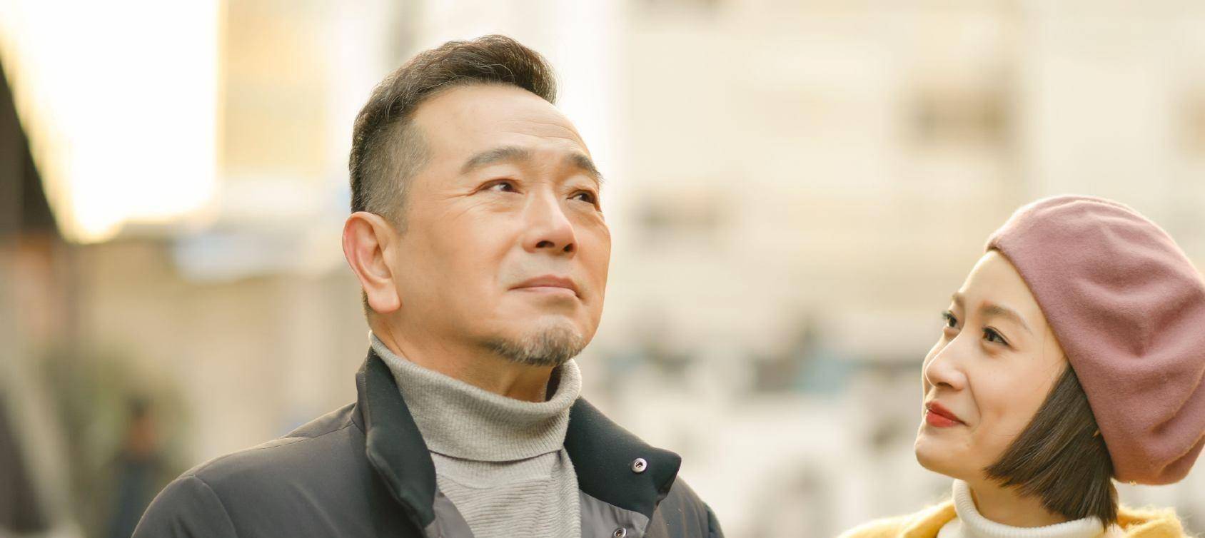 并且在近些年,张晨光的戏路越走越窄,在荧幕前总是扮演"霸道总裁".