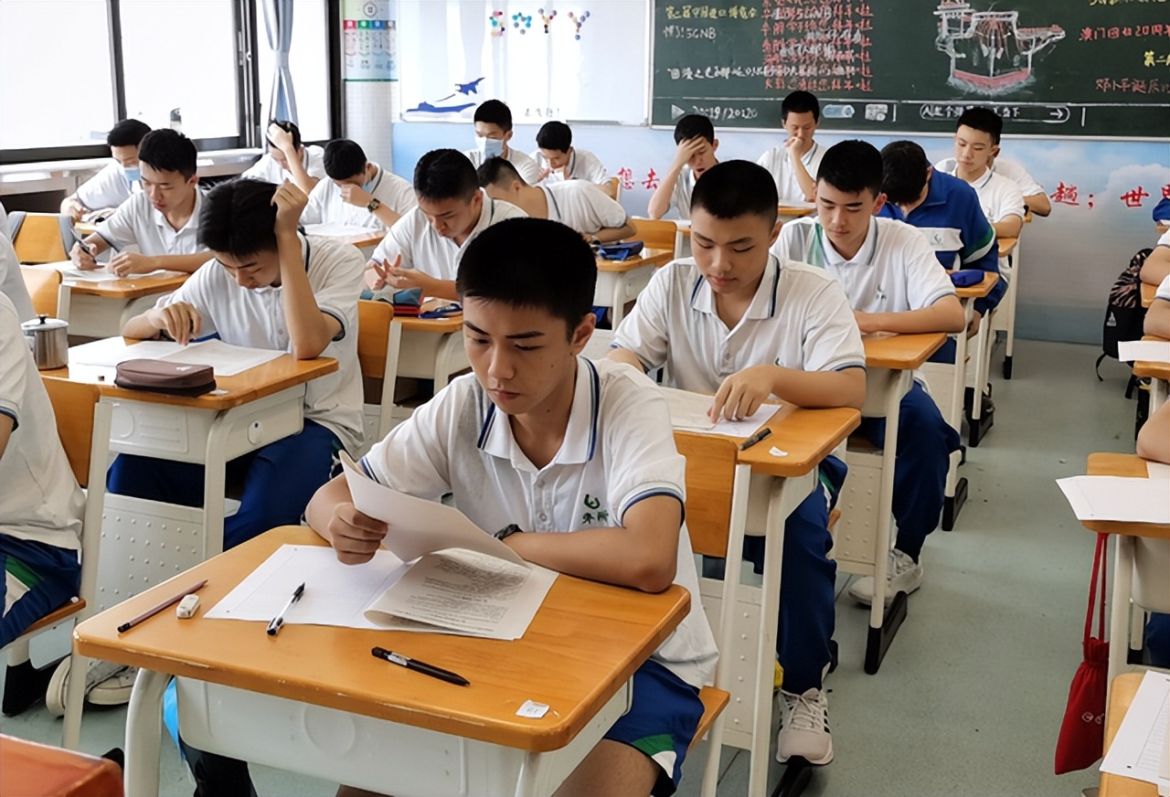 通知！全国各地中小学生暑假时间公布，家长无语：明明还没有开学