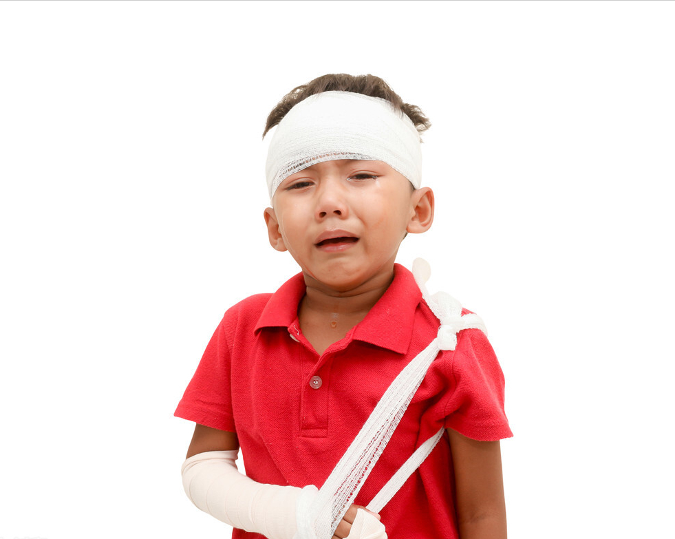 裆部(打闹时被女同学踢裆部,后果心痛:家长尽早告诉孩子怎样保护身体)