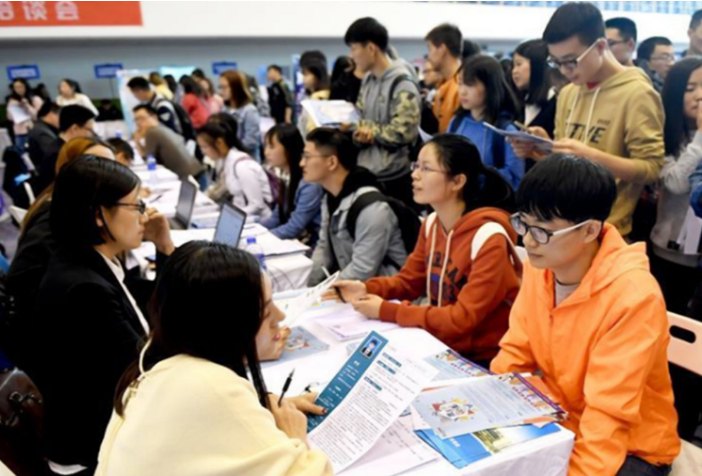 教育部传来喜讯，部分师范生可免试认定教资，同时还有一个新消息