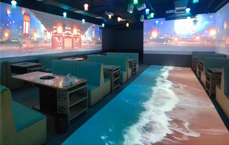 全息餐厅打造沉浸式场景，装修成本最低仅需万元
