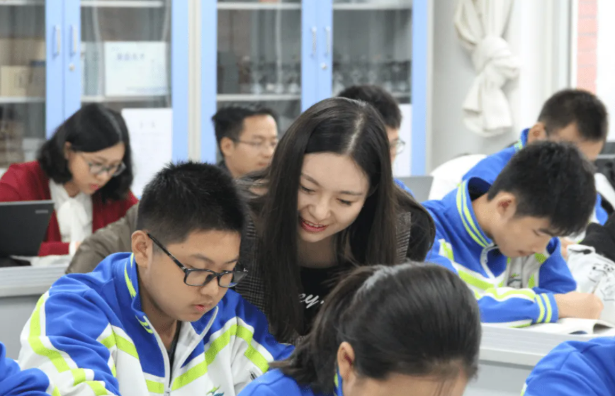 国内百强高中排名已更新，华师一附中高居榜首，郑外叫人意外