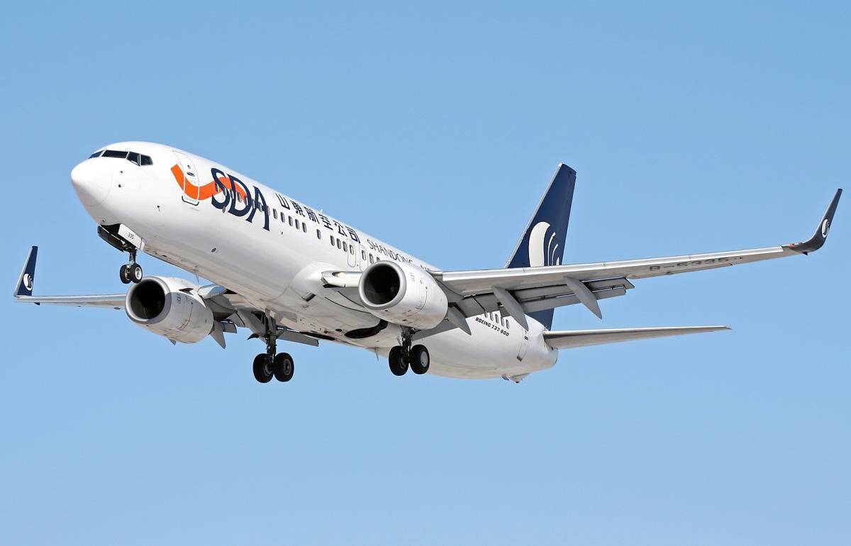 三年亏损111亿,国内最准时的航空公司,为什么最先倒下?